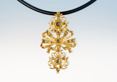Anhaenger gold diamant iberian
